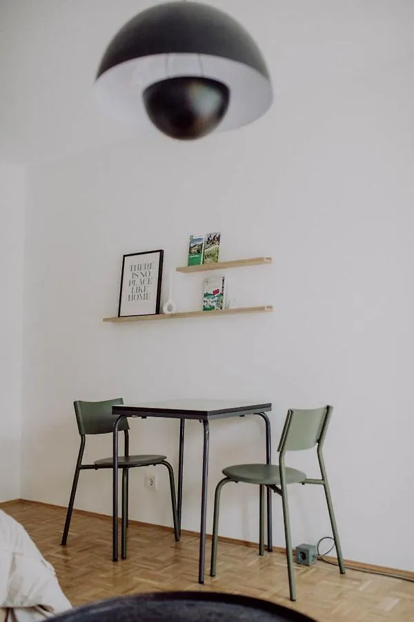 Stylisches Design-Apartment Bad Tölz Apartmán